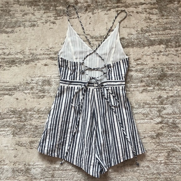 Striped Open Back Romper size Small - Picture 8 of 8